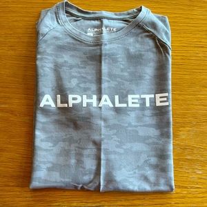 Alphalete - performance fit tee - S